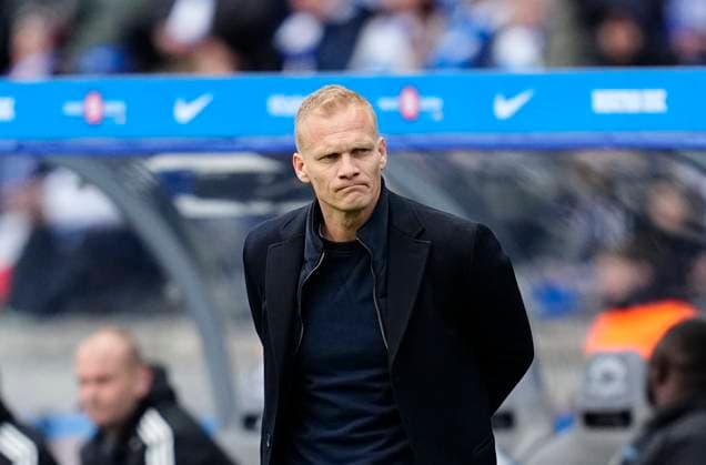 Germany, Berlin, 17 03 2024, Olympic Stadium, Hertha BSC vs FC Schalke 04 2 Bundesliga, Karel Geraerts FC Schalke 04 looks on Berlin Olympic Stadium Berlin Germany eu-images-659