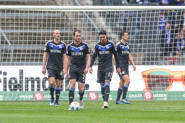17 03 2024, Soccer, 2 Bundesliga, Matchday 26, Season 2023 2024, Hertha BSC FC Schalke 04, f l Henning Matriciani FC Schalke 04 , Thomas Ouwejan FC Schalke 04 , Yusuf Kabadayi FC Schalke 04 , Ron Schallenberg FC Schalke 04 Berlin Olympiastadion Berlin Germany xRHR PHOTO TRx Copyright: RHR-FOTOx RHR-FOTO TR