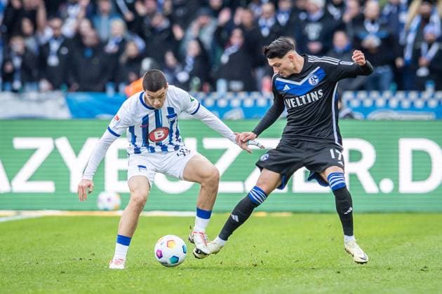 2 Soccer Bundesliga, Hertha BSC vs FC Schalke 04 Berlin, 17 03 2024 Ibrahim Maza Hertha BSC, 30 , Yusuf Kabadayi FC Schalke 04, 17 2 Soccer Bundesliga, Hertha BSC vs FC Schalke 04, Olympiastadion, Berlin, 17 03 2024 DFL REGULATIONS PROHIBIT ANY USE OF PHOTOGRAPHS AS IMAGE SEQUENCES AND OR QUASI VIDEO Copyright: xBEAUTIFULxSPORTS LucianoxLimax