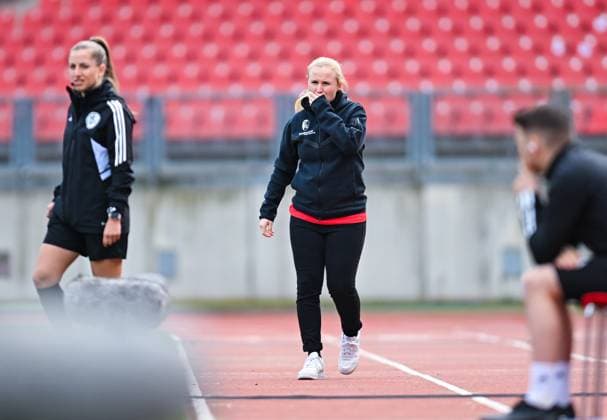Germany, Nuremberg, 17 03 2024, Max Morlock Stadion, 1 FC Nuremberg vs SC Freiburg Frauen Bundesliga, Coach Theresa Merk SC Freiburg looks on Nuremberg Max Morlock Stadion Bavaria Germany eu-images-738