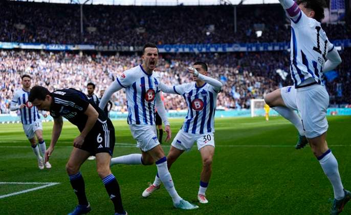 Germany, Berlin, 17 03 2024, Olympic Stadium, Hertha BSC vs FC Schalke 04 2 Bundesliga, Haris Tabakovic Hertha Berlin celebrate Berlin Olympic Stadium Berlin Germany eu-images-659