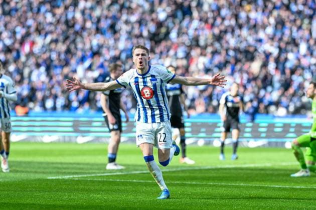 2 Bundesliga Hertha BSC Berlin FC Schalke 04 on 17 03 2024 at the Olympiastadion in Berlin Cheering, goal celebration, goal scorer, goal scorer Marten Winkler Hertha BSC Berlin cheers after his goal for 4 2 MT