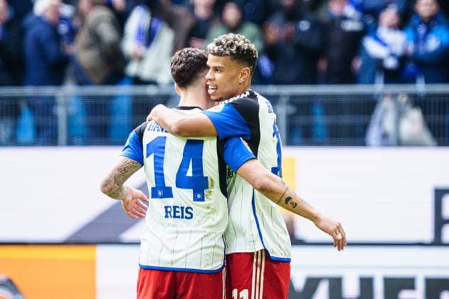 Goal celebration Ludovit Reis Hamburger SV, 14 , Ransford Yeboah Koenigsdoerffer Hamburger SV, 11 after goal to 3 0 GER, Hamburger SV vs SV Wehen Wiesbaden, Soccer, 2 Bundesliga, Matchday 26, Season 2023 2024, 17 03 2024 DFL REGULATES PROHIBIT ANY USE OF PHOTOGRAPHS AS IMAGE SEQUENCES AND OR QUASI VIDEO GER, Hamburger SV vs SV Wehen Wiesbaden, Football, 2 Bundesliga, Matchday 26, Season 2023 2024, 17 03 2024 Hamburg Copyright: xEibner-Pressefoto MarcelxvonxFehrnx EP_MFN
