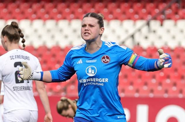17 03 2024 Soccer Season 2023 2024 1 Women Soccer Bundesliga 16 Matchday 1 FC Nuremberg FCN Club SC Freiburg Sportfoto Zink DaMa xdaxmax Lea Paulick 1, 1 FC Nuremberg FCN cheers joy after defensive action