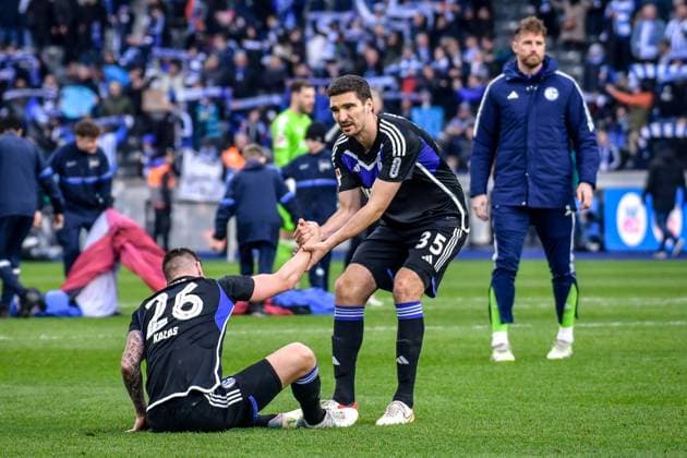 Soccer 2 Bundesliga, Hertha BSC FC Schalke 04 17 03 2024, xdanx, Soccer 2 Bundesliga, Hertha BSC FC Schalke 04, v l Tomas Kalas FC Schalke 04 26 ,Marcin Kaminski FC Schalke 04 35 , disappointed, looks disappointed, dejected, disappointed DFL DFB REGULATIONS PROHIBIT ANY USE OF PHOTOGRAPHS as IMAGE SEQUENCES and or QUASI VIDEO Photo Daniel Lakomski Mix1 Berlin Olympiastadion Berlin Berlin Germany EN Copyright: xDanielxLakomskix