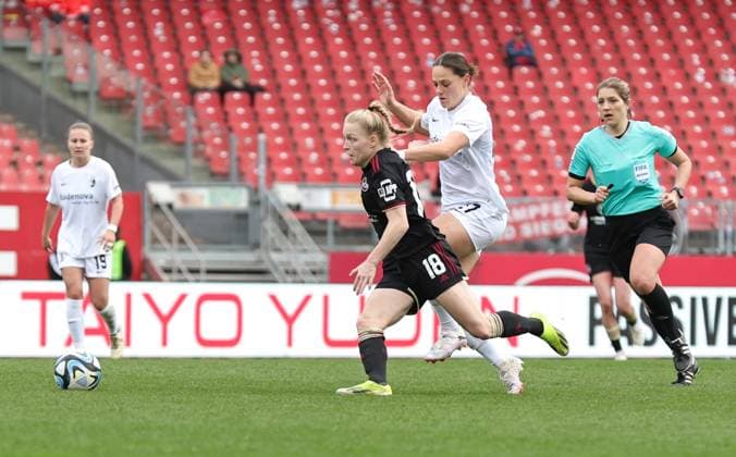 17 03 2024 Soccer Season 2023 2024 1 Womens Soccer Bundesliga 16 Matchday 1 FC Nürnberg FCN Club SC Freiburg Sportfoto Zink DaMa xdaxmax Franziska Mai 18, 1 FC Nürnberg FCN Giovanna Hoffmann 27 , SC Freiburg watched by Karoline Wacker Referee in