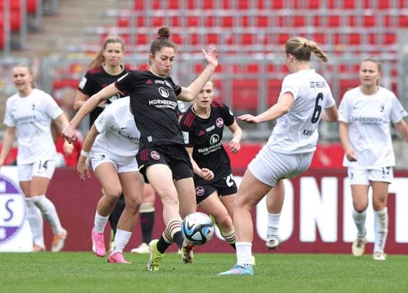 17 03 2024 Soccer Season 2023 2024 1 Women Soccer Bundesliga 16 Matchday 1 FC Nürnberg FCN Club SC Freiburg Sportfoto Zink DaMa xdaxmax Emma Kusch 9, 1 FC Nürnberg FCN Annie Lee Karich 6, SC Freiburg