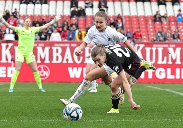 17 03 2024 Soccer Season 2023 2024 1 Women Soccer Bundesliga 16 Matchday 1 FC Nürnberg FCN Club SC Freiburg Sportfoto Zink DaMa xdaxmax Annabel Schasching 19 , SC Freiburg Nastassja Lein 24, 1 FC Nürnberg FCN