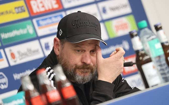 Head Coach Steffen Baumgart HSV Football, Men, Season 2023 2024, 2 BL, Volksparkstadion, Hamburger SV vs SV Wehen Wiesbaden, 3 0 DFL REGULATIONS PROHIBIT ANY USE OF PHOTOGRAPHS AS IMAGE SEQUENCES AND OR QUASI VIDEO