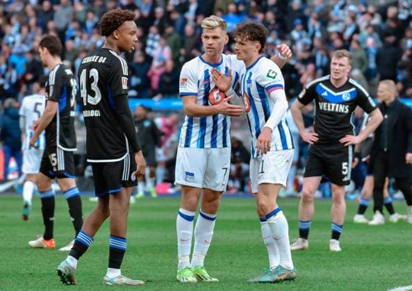 Soccer 2 Bundesliga, Hertha BSC FC Schalke 04 17 03 2024, xdanx, Soccer 2 Bundesliga, Hertha BSC FC Schalke 04, v l Assan Ouedraogo FC Schalke 04 43 , disappointed, looks disappointed, dejected, disappointed,Florian Niederlechner Hertha BSC 7 ,Fabian Reese Hertha BSC 11 , cheering about the victory, cheering after the match DFL DFB REGULATIONS PROHIBIT ANY USE OF PHOTOGRAPHS as IMAGE SEQUENCES and or QUASI VIDEO Photo Daniel Lakomski Mix1 Berlin Olympiastadion Berlin Berlin Germany EN Copyright: xDanielxLakomskix