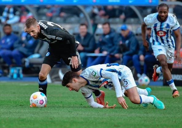 Soccer 2 Bundesliga, Hertha BSC FC Schalke 04 17 03 2024, xdanx, Soccer 2 Bundesliga, Hertha BSC FC Schalke 04, v l Tomas Kalas FC Schalke 04 26 ,Andreas Bouchalakis Hertha BSC 5 ,Zweikampf, Duell, Kampf, tackle DFL DFB REGULATIONS PROHIBIT ANY USE OF PHOTOGRAPHS as IMAGE SEQUENCES and or QUASI VIDEO Foto Daniel Lakomski Mix1 Berlin Olympiastadion Berlin Berlin Berlin Deutschland DE Copyright: xDanielxLakomskix