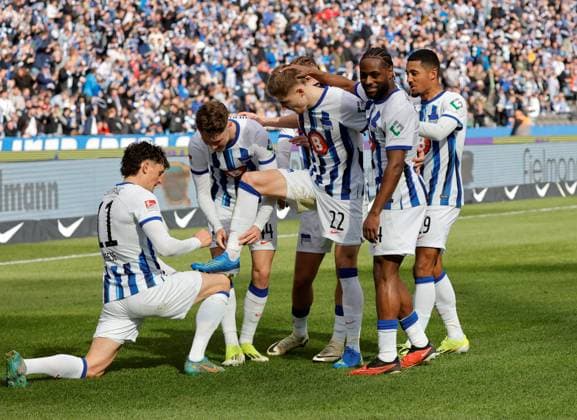 Fabian Reese, Linus Gechter, Marten Winkler, Germany, Berlin, Olympiastadion, Football, Men, Season 2023 2024, 2 Bundesliga, Matchday 26, Hertha BSC FC Schalke 04