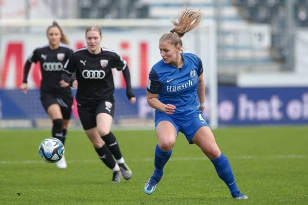 from left Toma Ihlenburg SV Meppen, 4 on the ball, single image, full body, action, action, match scene, THE DFB REGULATIONS PROHIBIT ANY USE OF PHOTOGRAPHS AS IMAGE SEQUENCES AND OR QUASI VIDEO , 17 03 2024, Meppen Germany , Football, 2 Womens Bundesliga, SV Meppen FC Ingolstadt 04 xobx