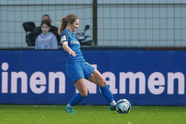 from left Noreen Günnewig SV Meppen, 17 on the ball, cropped image, single image, full body, action, action, match scene, THE DFB REGULATIONS PROHIBIT ANY USE OF PHOTOGRAPHS AS IMAGE SEQUENCES AND OR QUASI VIDEO , 17 03 2024, Meppen Germany , Football, 2 Womens Bundesliga, SV Meppen FC Ingolstadt 04 xobx