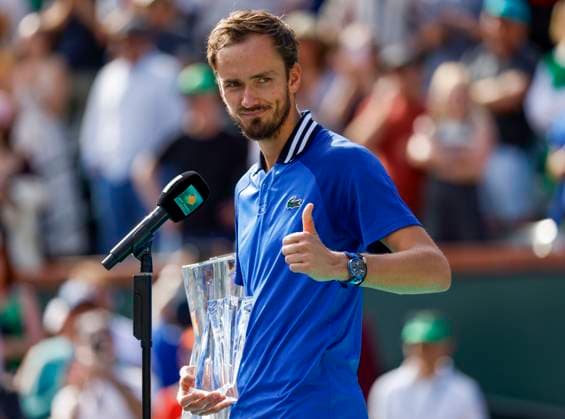 March 17, 2024 Daniil Medvedev givves a speech after losing to Carlos Alcaraz of Spain during the Men s Final of the BNP Paribas Open at Indian Wells Tennis Garden in Indian Wells, CA. CSM Indian Wells United States of America - ZUMAc04_ 20240317_zma_c04_176 Copyright: xCharlesxBausx