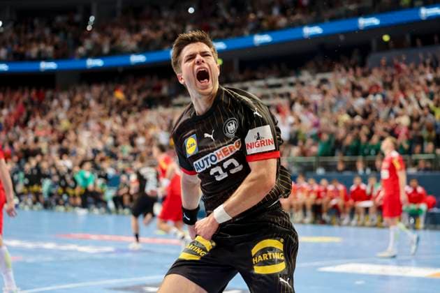 Renars Uscins (Germany) jubelt, Handball - 2024 IHF Men s Olympic Qualification Tournament, Austria vs Germany, ZAG-Arena, 17.03.2024, Hannover, Deutschland. *** Renars Uscins Germany cheers, Handball 2024 IHF Men s Olympic Qualification Tournament, Austria vs Germany, ZAG Arena, 17 03 2024, Hannover, Germany