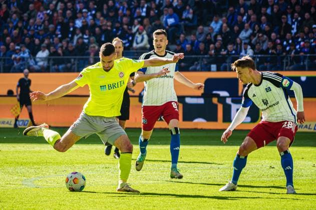 Goal shot Goal chance Ivan Prtajin SV Wehen Wiesbaden, 18 GER, Hamburger SV vs SV Wehen Wiesbaden, Football, 2 Bundesliga, Matchday 26, Season 2023 2024, 17 03 2024 DFL REGULATIONS PROHIBIT ANY USE OF PHOTOGRAPHS AS IMAGE SEQUENCES AND OR QUASI VIDEO GER, Hamburger SV vs SV Wehen Wiesbaden, Football, 2 Bundesliga, Matchday 26, Season 2023 2024, 17 03 2024 Hamburg Copyright: xEibner-Pressefoto MarcelxvonxFehrnx EP_MFN
