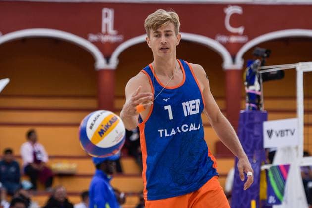 2023-10-09 Beach World Champs Tlaxcala 2023 - Day 4 TLAXCALA, MEXICO - OCTOBER 9: Steven van de Velde of the Netherlands during Day 4 of the Beach World Champs Tlaxcala 2023 at Tlaxcala Plaza de Toros on October 9, 2023 in Tlaxcala, Mexico. (Photo by Pablo Morano BSR Agency) Tlaxcala Mexico Content not available for redistribution in The Netherlands directly or indirectly through any third parties. Copyright: xBSRxAgencyx
