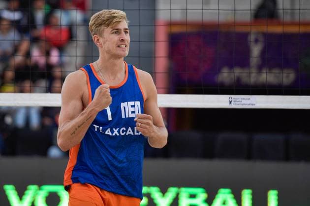 2023-10-11 Beach World Champs Tlaxcala 2023 - Day 6 TLAXCALA, MEXICO - OCTOBER 11: Steven van de Velde of the Netherlands during Day 6 of the Beach World Champs Tlaxcala 2023 at Tlaxcala Plaza de Toros on October 11, 2023 in Tlaxcala, Mexico. (Photo by Pablo Morano BSR Agency) Tlaxcala Mexico Content not available for redistribution in The Netherlands directly or indirectly through any third parties. Copyright: xBSRxAgencyx