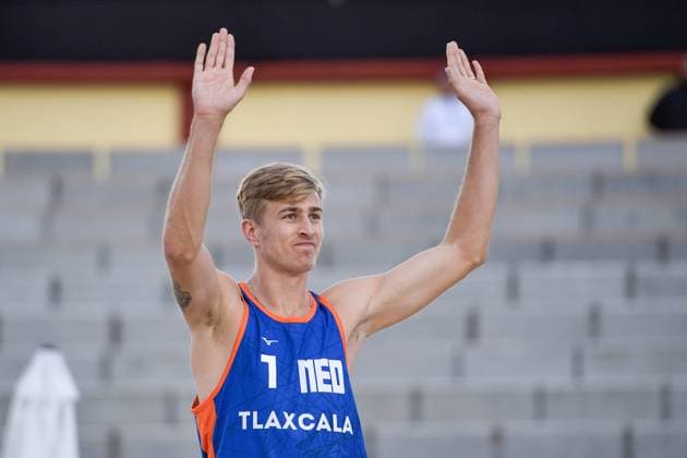 2023-10-11 Beach World Champs Tlaxcala 2023 - Day 6 TLAXCALA, MEXICO - OCTOBER 11: Steven van de Velde of the Netherlands during Day 6 of the Beach World Champs Tlaxcala 2023 at Tlaxcala Plaza de Toros on October 11, 2023 in Tlaxcala, Mexico. (Photo by Pablo Morano BSR Agency) Tlaxcala Mexico Content not available for redistribution in The Netherlands directly or indirectly through any third parties. Copyright: xBSRxAgencyx
