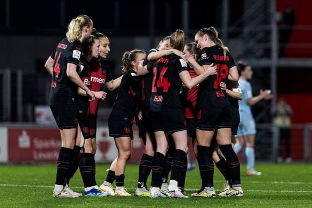 GOOGLE PIXEL Womens Bundesliga Bayer 04 Leverkusen 1 FC Köln 18 03 2024 Cheering for the 1 0 by Lilla Turanyi Bayer 04 Leverkusen, 24 GOOGLE PIXEL Womens Bundesliga Bayer 04 Leverkusen 1 FC Köln, Leverkusen, Ulrich Haberland Stadium on 18 03 2024 DFB REGULATIONS PROHIBIT ANY USE OF PHOTOGRAPHS AS IMAGE SEQUENCES AND OR QUASI VIDEO Copyright: xBEAUTIFULxSPORTS Wunderlx