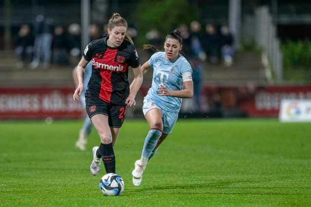 Duel between Lilla Turanyi Bayer 04 Leverkusen, 24 , left and Manjou Wilde 1 FC Köln, 07 , right Football Google Pixel Womens Bundesliga, Season 2023 2024, Matchday 16, Bayer 04 Leverkusen 1 FC Köln on 18 03 2024 at Ulrich Haberland Stadium in Leverkusen Important notice According to the regulations of the DFL German Football League or the DFB German Football Association it is prohibited, to utilize or have utilized photographs taken in the stadium and or of the match in the form of sequential images and or video-like photo series Foto Kirchner Media TH Copyright: xKirchner-Media THx
