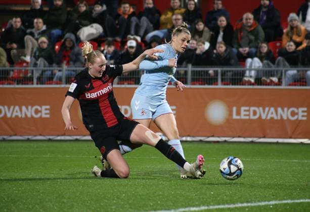 18 03 2024, xgrfx, Soccer 1 Bundesliga Women, Bayer Leverkusen 1 FC Köln emspor, v l Emelie Bragstad Bayer Leverkusen , Selina Cerci 1 FC Köln DFL DFB REGULATIONS PROHIBIT ANY USE OF PHOTOGRAPHS as IMAGE SEQUENCES and or QUASI VIDEO Leverkusen