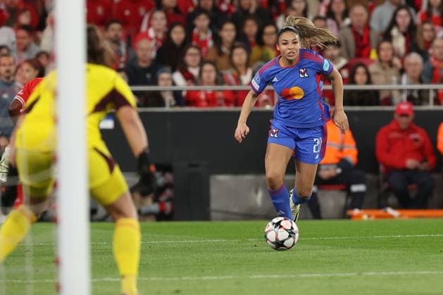 Lisbon, Portugal, Tuesday 19 March 2024 UEFA Women s Champions League 2023 24 1 4 Final SL Benfica Olympique Lyon, Lena Pauels SL Benfica , Delphine Cascarino Olympique Lyon Copyright: JoaquimxFerreira