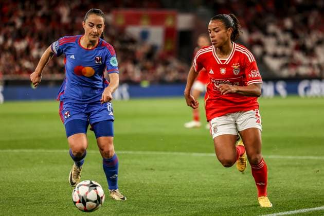 Lisbon, Portugal, March 19th 2024: Marie Alidou (2 SL Benfica) and Sara Däbritz (8 Olympique Lyonnais) in action during the UEFA Women?s Champions League game between SL Benfica v Olympique Lyonnais at Estadio da Luz in Lisbon, Portugal (Joao Bravo SPP) Copyright: xJoaoxBravo SPPx spp-en-JoBr-joaobravo190324-1110
