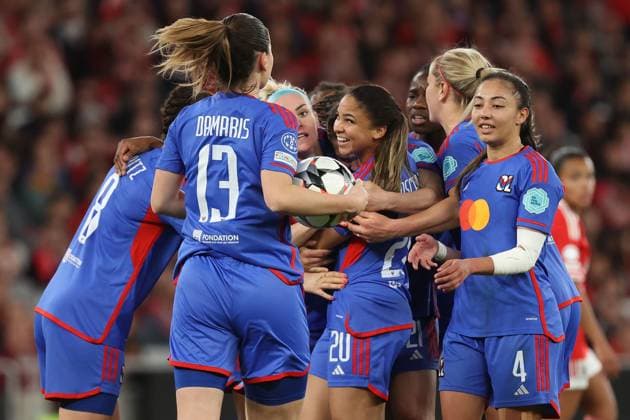 Lisbon, Portugal, Tuesday 19 March 2024 UEFA Women s Champions League 2023 24 1 4 Final SL Benfica Olympique Lyon, Goal celebration, celebrate the goal um Delphine Cascarino Olympique Lyon Copyright: JoaquimxFerreira