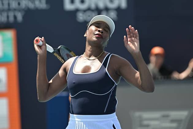 MIAMI GARDENS, FL - MARCH 19: Venus Williams plays in the first match during the Miami Open on March 19, 2024, at Hard Rock Stadium in Miami Gardens, FL. (Photo by Michele Eve Sandberg Icon Sportswire) TENNIS: MAR 19 Miami Open EDITORIAL USE ONLY Icon240304040