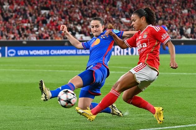 Lisbon, Portugal, Tuesday 19 March 2024 UEFA Women s Champions League 2023 24 1 4 Final SL Benfica Olympique Lyon, Sara Daebritz Olympique Lyon , Marie Alidou SL Benfica , duel, action, action, battles for the ball Copyright: JoaquimxFerreira