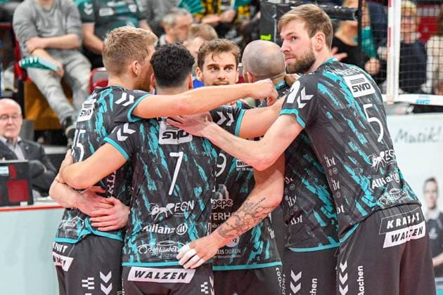 v li , 19 03 2024, Düren Germany , Volleyball, Playoff quarterfinals, SWD Powervolleys Düren VfB Friedrichshafen xmhx