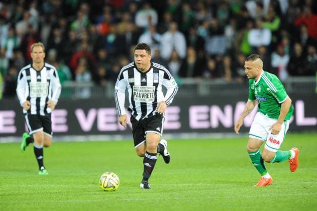 France Soccer 2015: Match contre la Pauvrete APR 20 RONALDO Yohan MOLLO - 20.04.2015 - Match contre la Pauvrete - Saint Etienne .Photo : Jean Paul Thomas Icon *** Local Caption France EDITORIAL USE ONLY Copyright: xx ZUMA-20150420_zaa_ci1_438.jpg Thomas IconxSportsx csmphototwo094398