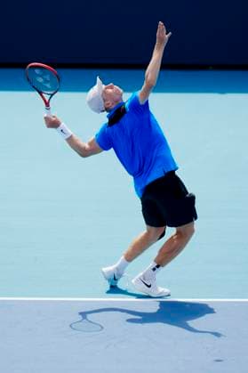 March 20, 2024, Miami Gardens, Florida, USA: Denis Shapovalov (Canada) serves against Luciano Darderi (Italy) during the first round of mens singles at the Miami Open tennis tournament. Shapovalov won the match 3-6, 7-6, 6-4. Miami Gardens USA - ZUMAd212 20240320_zsp_d212_004 Copyright: xRichardxDolex