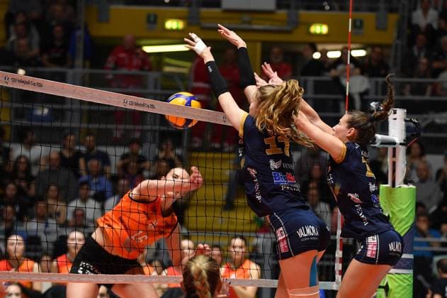 Foto IPP Massimo Rana Torino 20-03-2024 Pallavolo Cev Cup Finale Reale Mutua Fenera Chieri 76 - Viteos Neuchatel Universite Club nella foto muro del chieri Italy Photo Press - World Copyright italy ITALY  Copyright: xR4924_italyphotopressx
