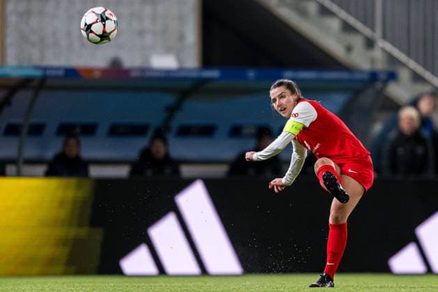 240320 Cecilie Kvamme of Brann during the UEFA Women s Champions League quarterfinal football match between Brann and Barcelona on March 20, 2024 in Bergen Photo Marius Simensen BILDBYRAN Cop 238 barcelona bbeng brann champions league dam football fotball fotboll fotboll quarterfinal quarter final tfk uefa women s champions league  Copyright: MARIUSxSIMENSEN BB240320BB881