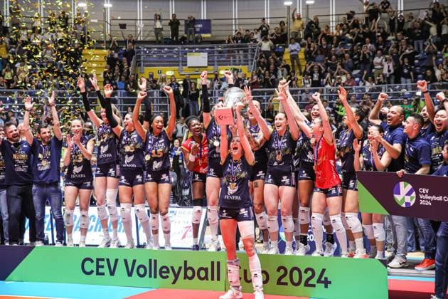 Sport Themen der Woche KW12 Sport Bilder des Tages Reale Mutua Fenera Chieri Ã¢& x80;& x99;76 during Reale Mutua Fenera Chieri vs Viteos Neuchatel, Volleyball CEV Cup Women match in Turin, Italy, March 20 2024  Copyright: xNorbertoxMaccagno IPAxSportx xipx xx IPA_44497117 IPA_Agency_IPA44497117