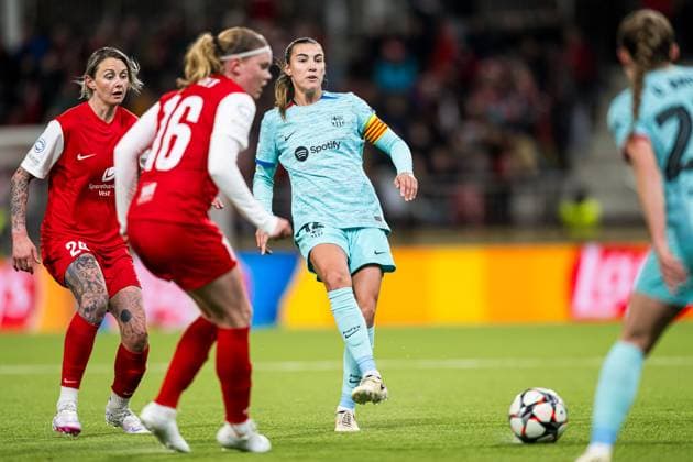 240320 Patri Guijarro of Barcelona during the UEFA Women s Champions League quarterfinal football match between Brann and Barcelona on March 20, 2024 in Bergen Photo Marius Simensen BILDBYRAN Cop 238 barcelona bbeng brann champions league dam football fotball fotboll fotboll quarterfinal quarter final tfk uefa women s champions league  Copyright: MARIUSxSIMENSEN BB240320BB952