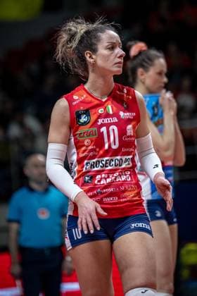 776121898 Monica De Gennaro of Imoco Volley in action during the match. Eczacibasi Dynavit and Imoco Volley Conegiano faced each other in the CEV Women™s Champions League Volley Semifinal game 2, the match took place at Istanbul Burhan Felek Vestel Volleyball Hall on March 20, 2024 Istanbul Istanbul Turkey Copyright: xYagizxGurtugx