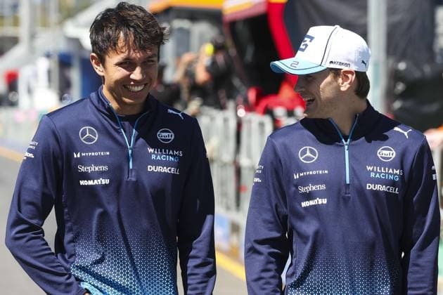 ALBON Alexander (tha), Williams Racing FW46, SARGEANT Logan (usa), Williams Racing FW46, portrait during the Formula 1 Rolex Australian Grand Prix 2024, 3rd round of the 2024 Formula One World Championship, WM, Weltmeisterschaft from March 22 to 24, 2024 on the Albert Park Circuit, in Melbourne, Australia - F1 - AUSTRALIAN GRAND PRIX 2024 DPPI Panoramic 240321_R03_AUSTRALIA_FG_17460