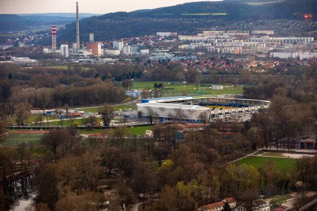 Jena , 200324, Soccer Regionalliga , FC Carl Zeiss Jena in picture ad Hoc Arena in Ernst Abbe Sportfeld , Overview stadium , Exterior view stadium , Area and paradise