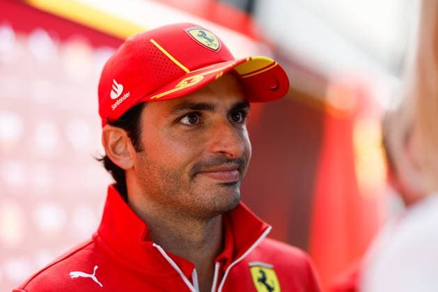 March 21, 2024, Melbourne, Victoria, Australia: MELBOURNE, AUSTRALIA - MARCH 21: Carlos Sainz of Spain being interviewed at the 2024 Australian Grand Prix at Albert Park in Melbourne, Australia Melbourne Australia - ZUMAp121 20240321_zsp_p121_017 Copyright: xChrisxPutnamx