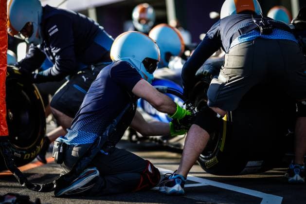 March 21, 2024, Melbourne, Victoria, Australia: MELBOURNE, AUSTRALIA - MARCH 21: Williams Racing practicing pit stops at the 2024 Australian Grand Prix at Albert Park in Melbourne, Australia Melbourne Australia - ZUMAp121 20240321_zsp_p121_028 Copyright: xChrisxPutnamx