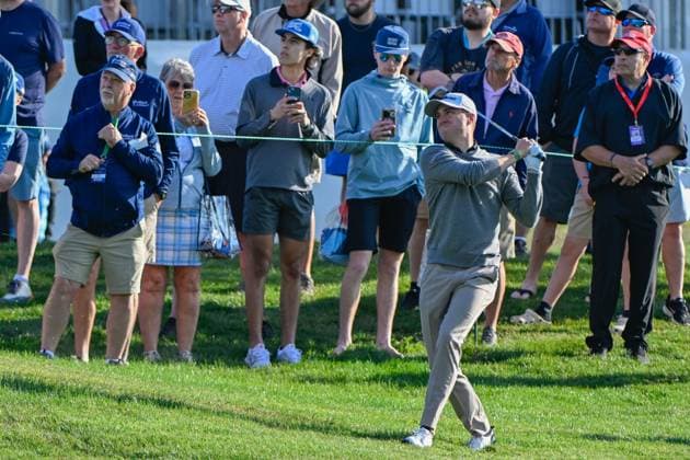 PALM HARBOR, FL - MARCH 21: Justin Thomas (USA) hits his second shot from the right rough on 14 during Rd1 of the Valspar Championship at Innisbrook Resort - Copperhead, on March 21, 2024, in Palm Harbor, Florida. (Photo by Ken Murray Icon Sportswire) GOLF: MAR 21 PGA, Golf Herren Valspar Championship EDITORIAL USE ONLY Icon2403210251