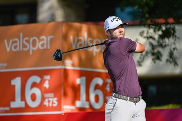 PALM HARBOR, FL - MARCH 21: Sam Burns (USA) watches his tee shot on 16 during Rd1 of the Valspar Championship at Innisbrook Resort - Copperhead, on March 21, 2024, in Palm Harbor, Florida. (Photo by Ken Murray Icon Sportswire) GOLF: MAR 21 PGA, Golf Herren Valspar Championship EDITORIAL USE ONLY Icon2403210361