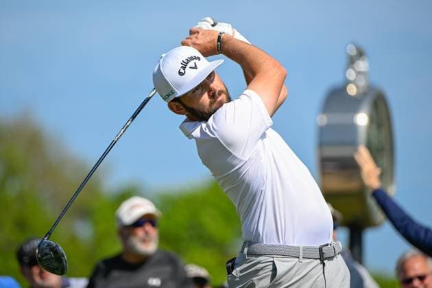 PALM HARBOR, FL - MARCH 21: Hayden Buckley (USA) watches his tee shot on 10 during Rd1 of the Valspar Championship at Innisbrook Resort - Copperhead, on March 21, 2024, in Palm Harbor, Florida. (Photo by Ken Murray Icon Sportswire) GOLF: MAR 21 PGA, Golf Herren Valspar Championship EDITORIAL USE ONLY Icon2403210431