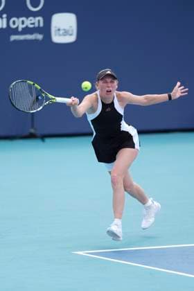 March 21, 2024, Miami, Florida, USA: Caroline Wozniacki (Denmark) hits a forehand against Angelina Kalinin (Ukraine) during the second round of womenÃ¢â‚¬â ¢s singles at the Miami Open tennis tournament. Miami USA - ZUMAd212 20240321_zsp_d212_046 Copyright: xRichardxDolex