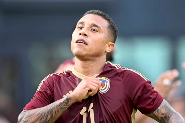 FT. LAUDERDALE, FL - MARCH 21: Venezuela™s Darwin Machine (11) celebrates scoring a goal during the Italy vs. Venezuela International Friendly, Länderspiel, Nationalmannschaft match on March 21, 2024, at Chase Stadium in Fort Lauderdale, Fla. (Photo by Doug Murray Icon Sportswire) SOCCER: MAR 21 Italy vs Venezuela EDITORIAL USE ONLY Icon79620240321005