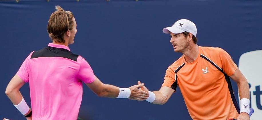 March 21, 2024, Miami Gardens, Florida, USA: Andy Murray (GBR) (R) shakes hands with his doubles partner Sebastian Korda (USA) during his doubles match during the men s doubles first round match at the 2024 Miami Open presented by Itau at Hard Rock Stadium. Miami Gardens USA - ZUMAw109 20240321_fap_w109_011 Copyright: xDebbyxWongx